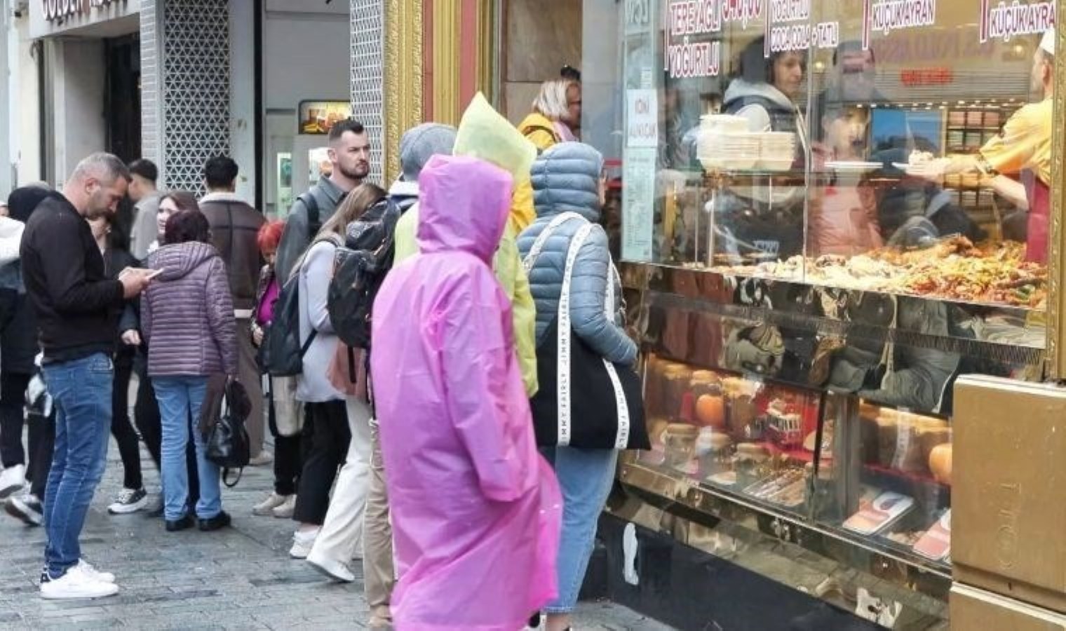 Çok fiyat isyanı boykota dönüştü, restoranlar da tüketici de gerçek hatalıyı işaret etti: Gaye fahiş enflasyon