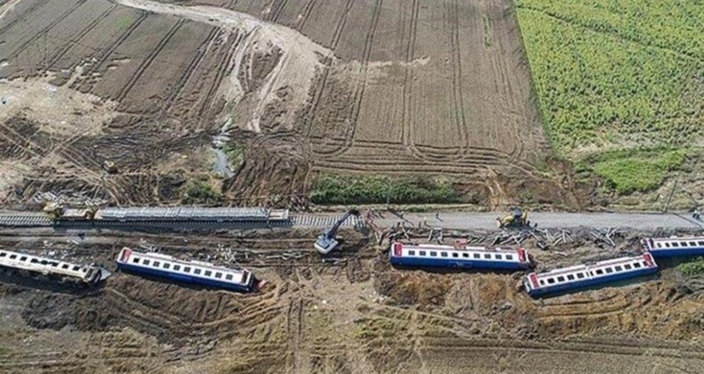 Çorlu tren kazasında yakınlarını kaybeden aileler, altı yıldır adalet uğraşı veriyor