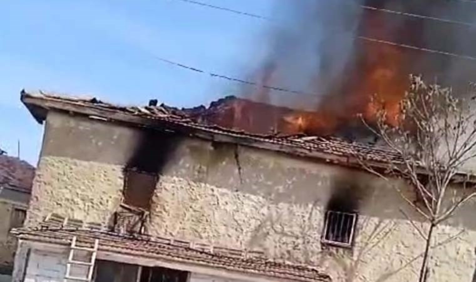 Çorum’da boş konutta yangın çıktı