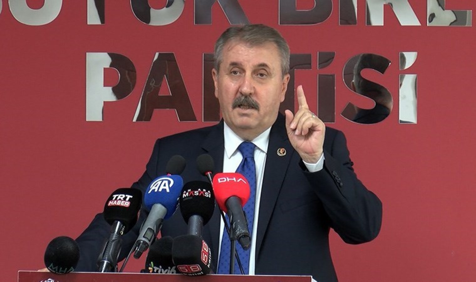 Cumhur’un ortağından ‘amblem’ yorumu: ‘Ankara’da yaşayan hiç kimse Hititlerin torunu değil’