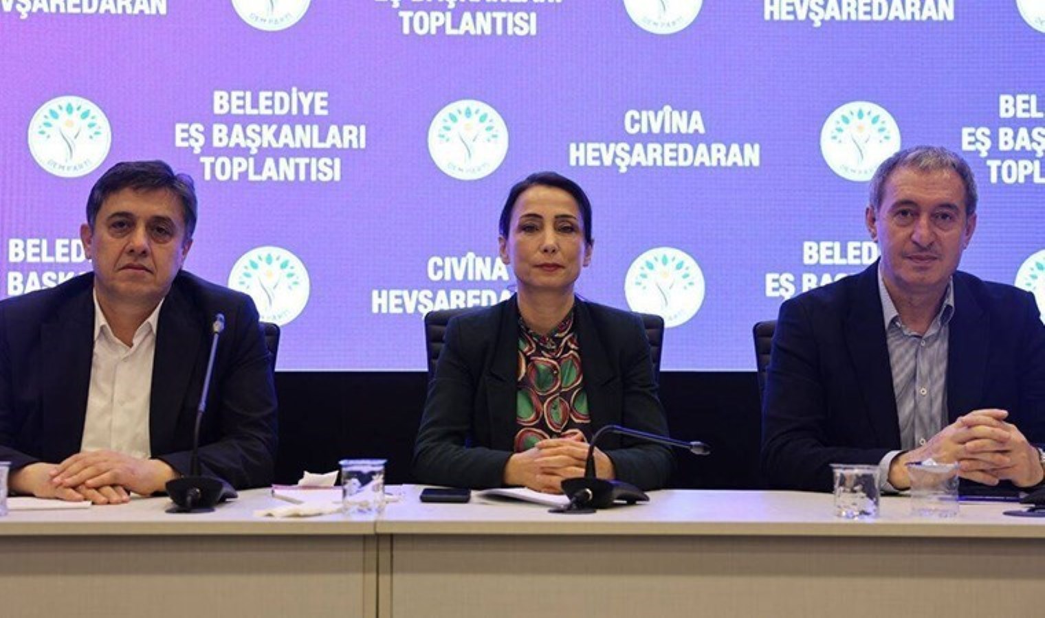 DEM Parti’den ‘kapatma’ açıklamalarına cevap: ‘Bize parmak sallamasınlar…’