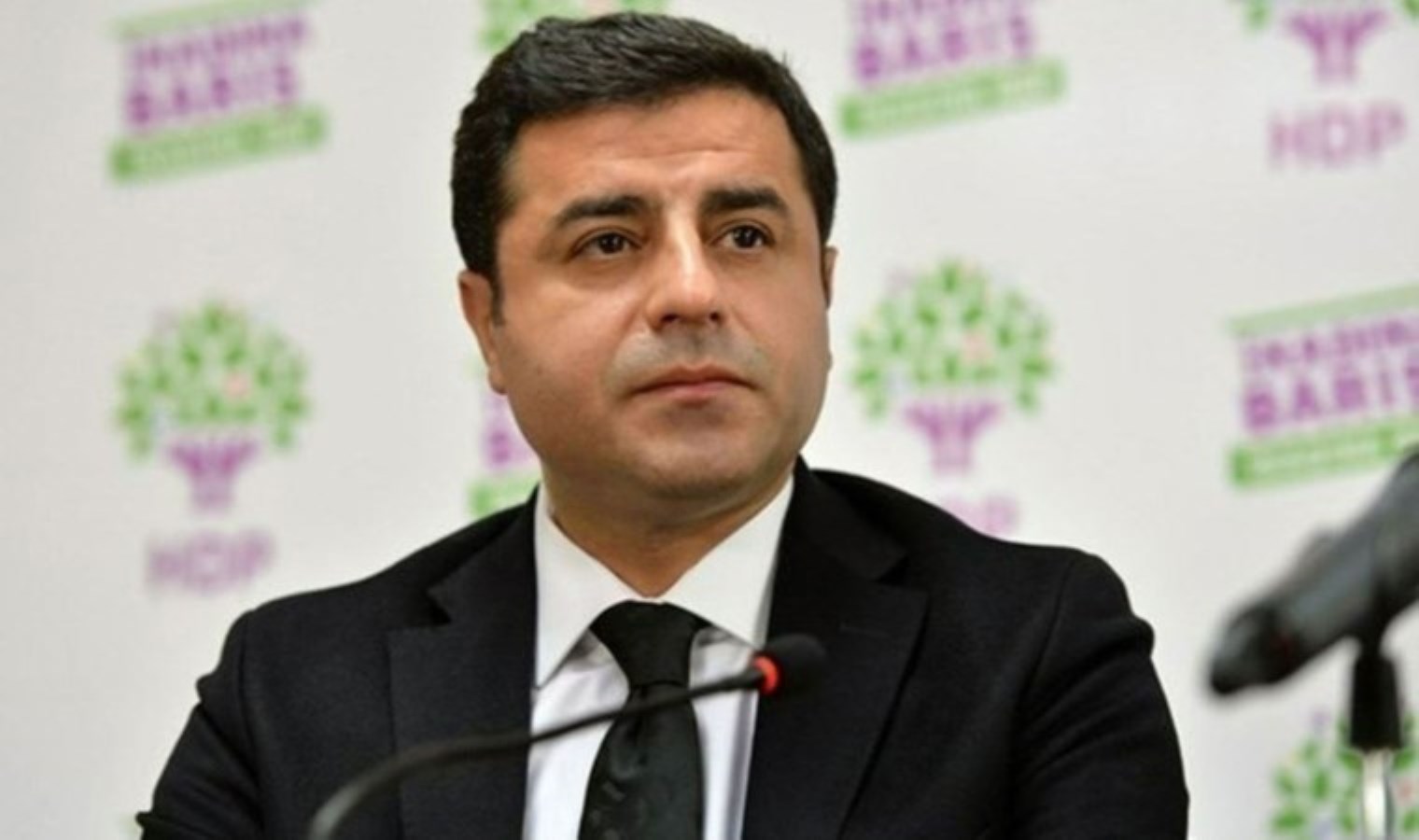 Demirtaş’tan Erdoğan’a ‘Van’ iletisi: ‘Bu gidişata daha en başından dur demenizi bekliyoruz’