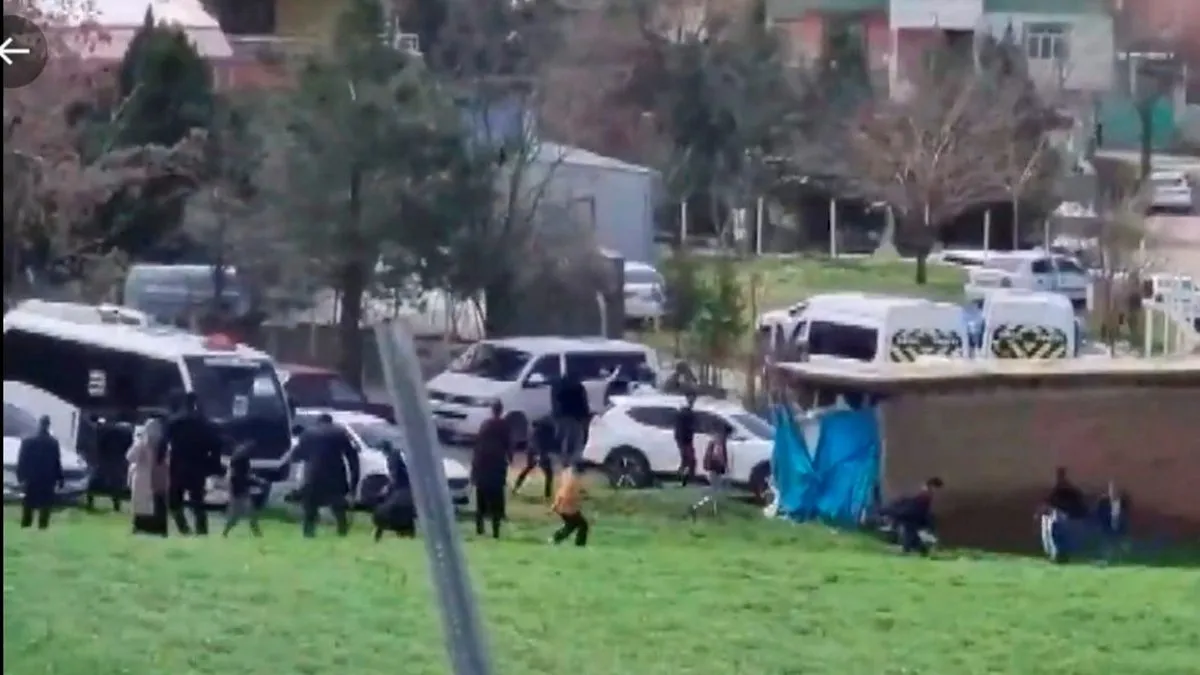 Diyarbakır’da muhtarlık seçiminde kan aktı: 1 ölü, 11 yaralı!