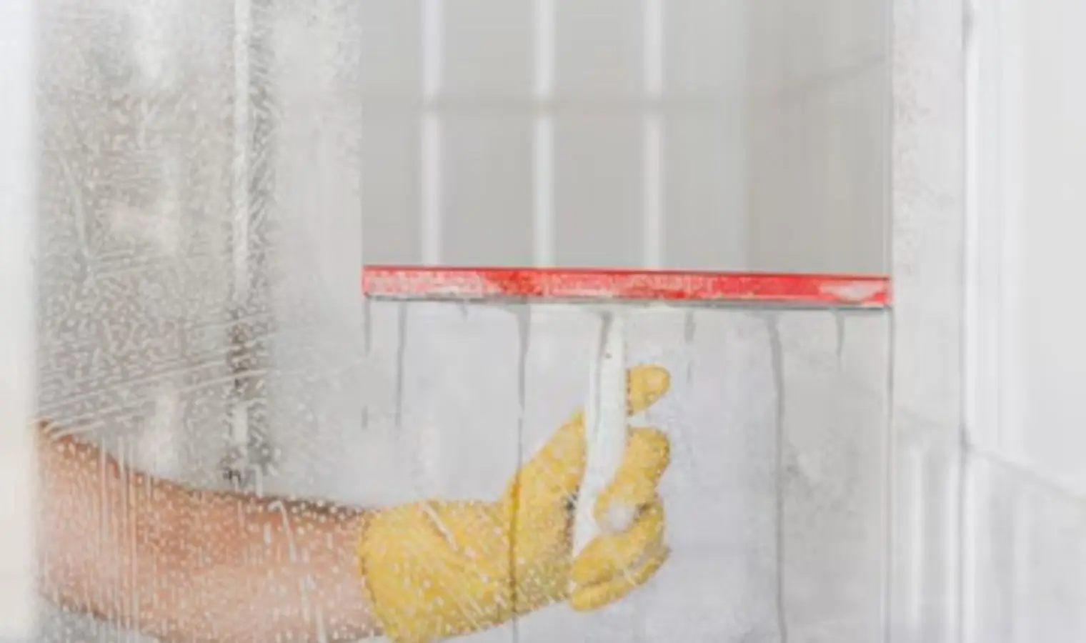 Duşakabinler neden daima kirli oluyor? Asıl nedeni ortaya çıktı…