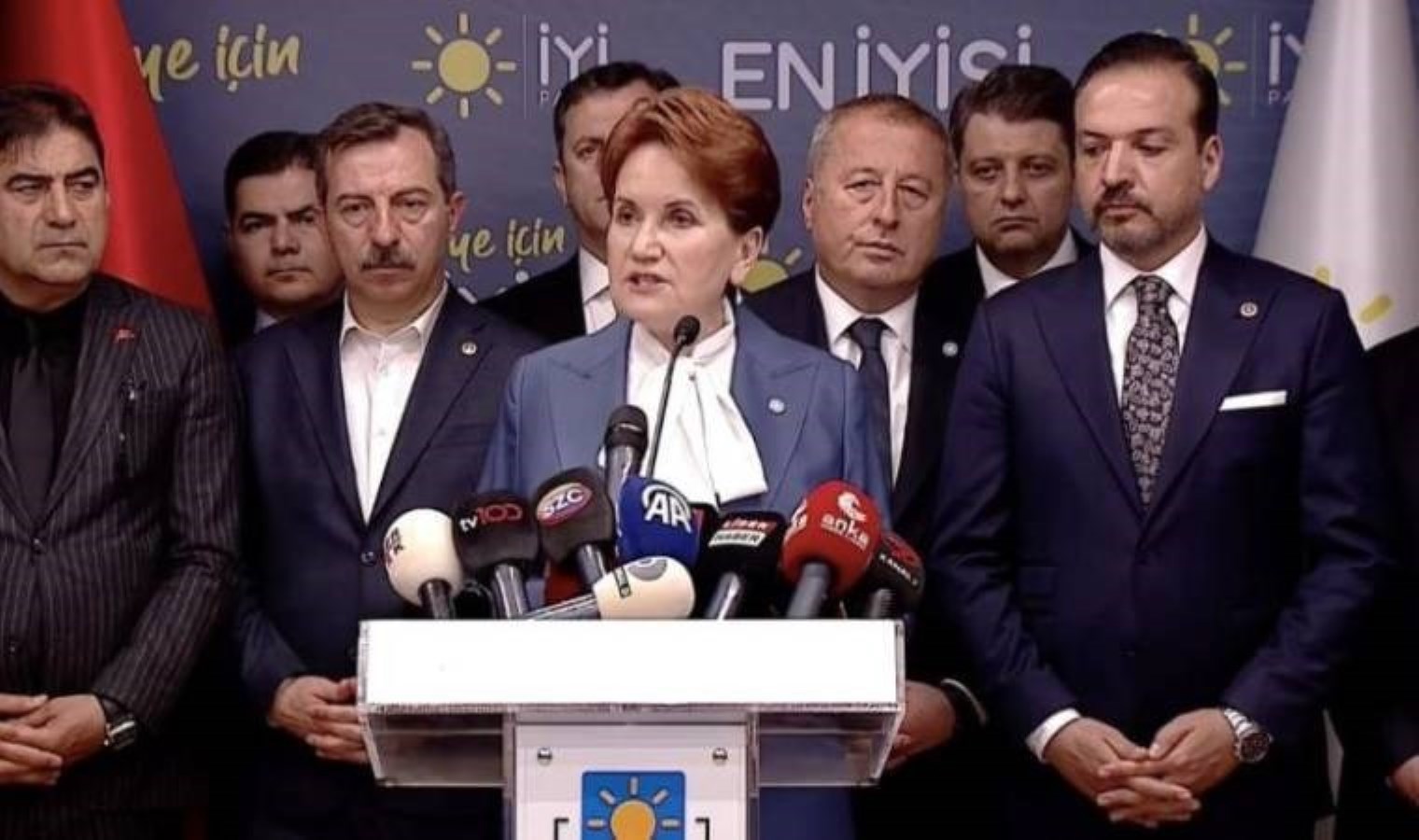 DÜZGÜN Parti’de ‘Lider değişsin’ tartışması