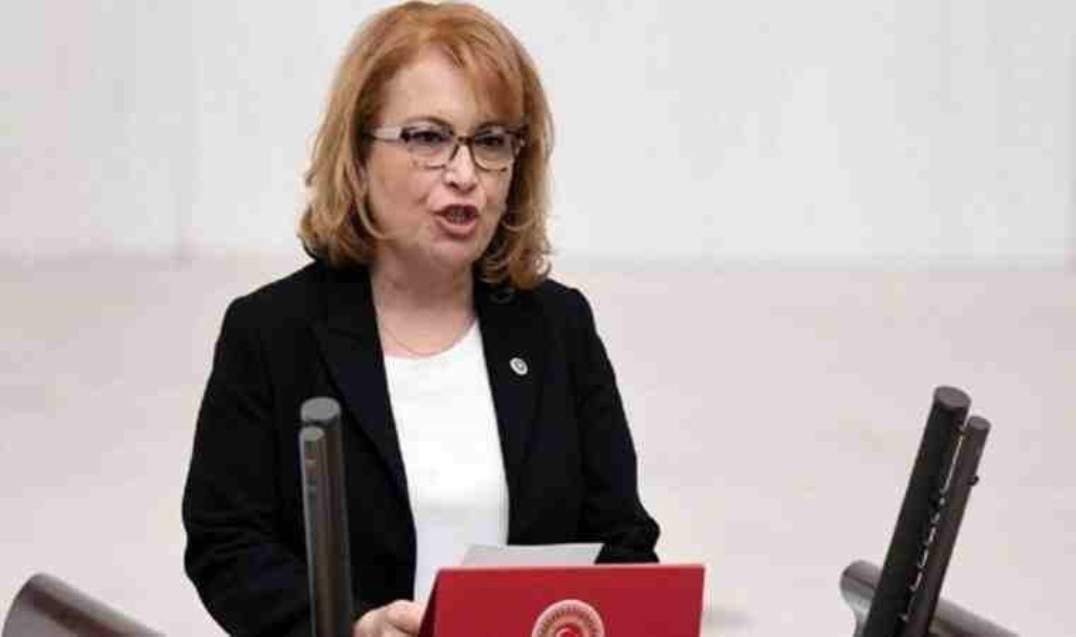 DÜZGÜN Parti’den istifa etmişti… Ayşe Sibel Yanıkömeroğlu bugün CHP’ye katılacak