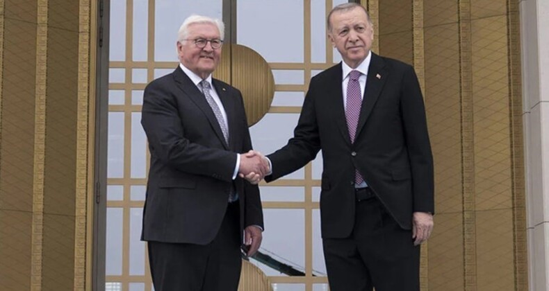 Erdoğan’dan, Almanya Cumhurbaşkanı Steinmeier’a: ‘Naber, how are you?’