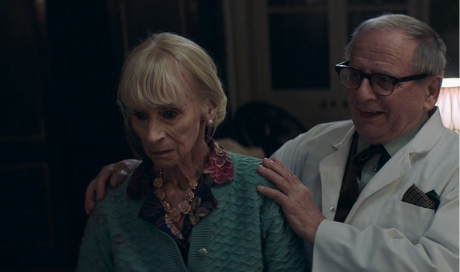 Evdekiler sinemasının konusu ne? Evdekiler sinemasının oyuncuları kim?