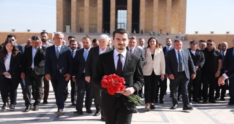 Güner ve Meclis Üyeleri Anıtkabir’de