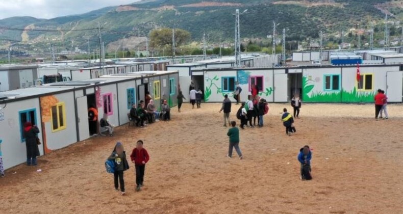 Hâlâ ne konut var ne iş: Sarsıntı bölgesinde 15 ay geride kaldı fakat problemler birinci günkü kadar ağır