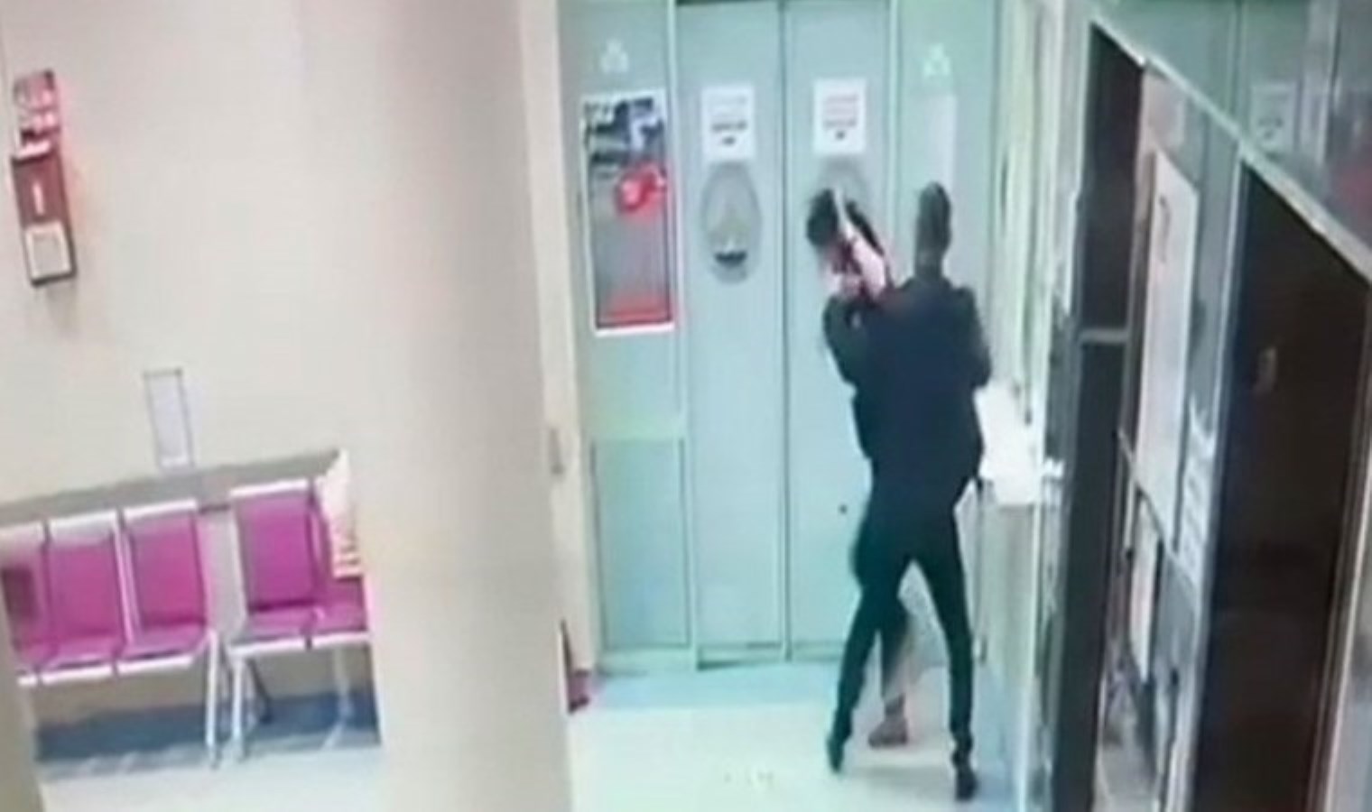 Hekimi darbetmişti… Mahkeme yurtdışına çıkışını yasakladı