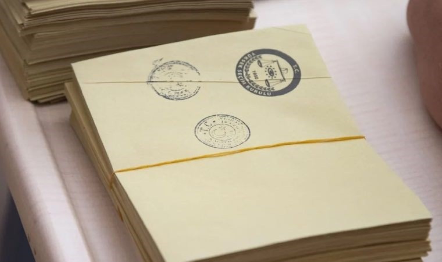 İki defa oy kullanan muhtarın 1 oy farkı ile kazandığı seçim iptal edildi