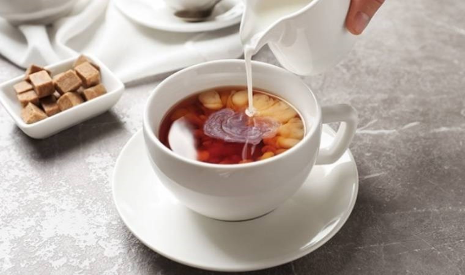 İngilizlerin beş çayı tercihi tekrar Sultani