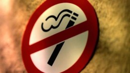 İngiltere’den çığır açan karar: 2009 sonrası doğanlara sigara satışı yasak