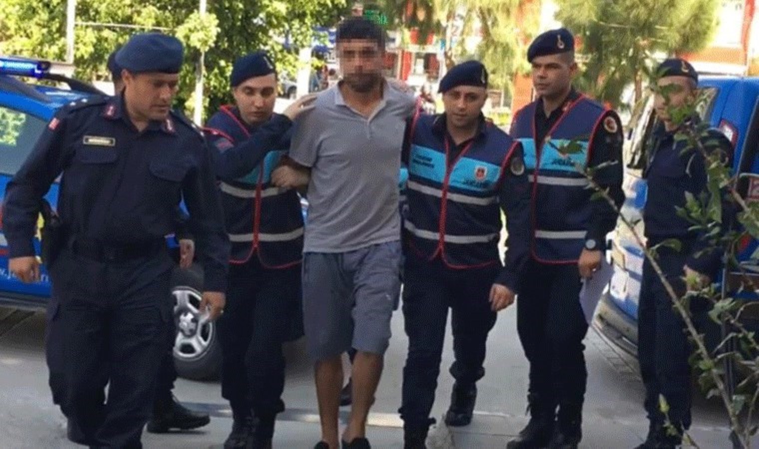 İntihar eden katil zanlısının cenazesi köyde istenmeyince öbür yere defnedildi