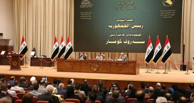 Irak Meclisi onayladı: Eşcinsel alakalar cürüm kapsamına girdi