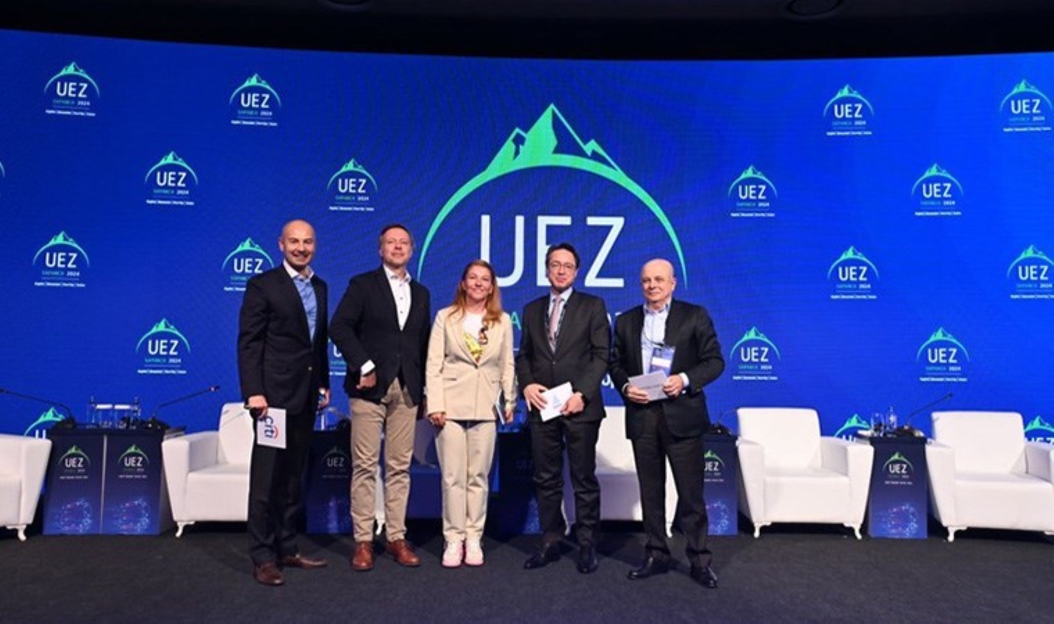 İş dünyası Türkiye’nin içinde bulunduğu durumun korkuyu artırdığını belirtti: ‘Yeniliğe vakit kalmıyor’