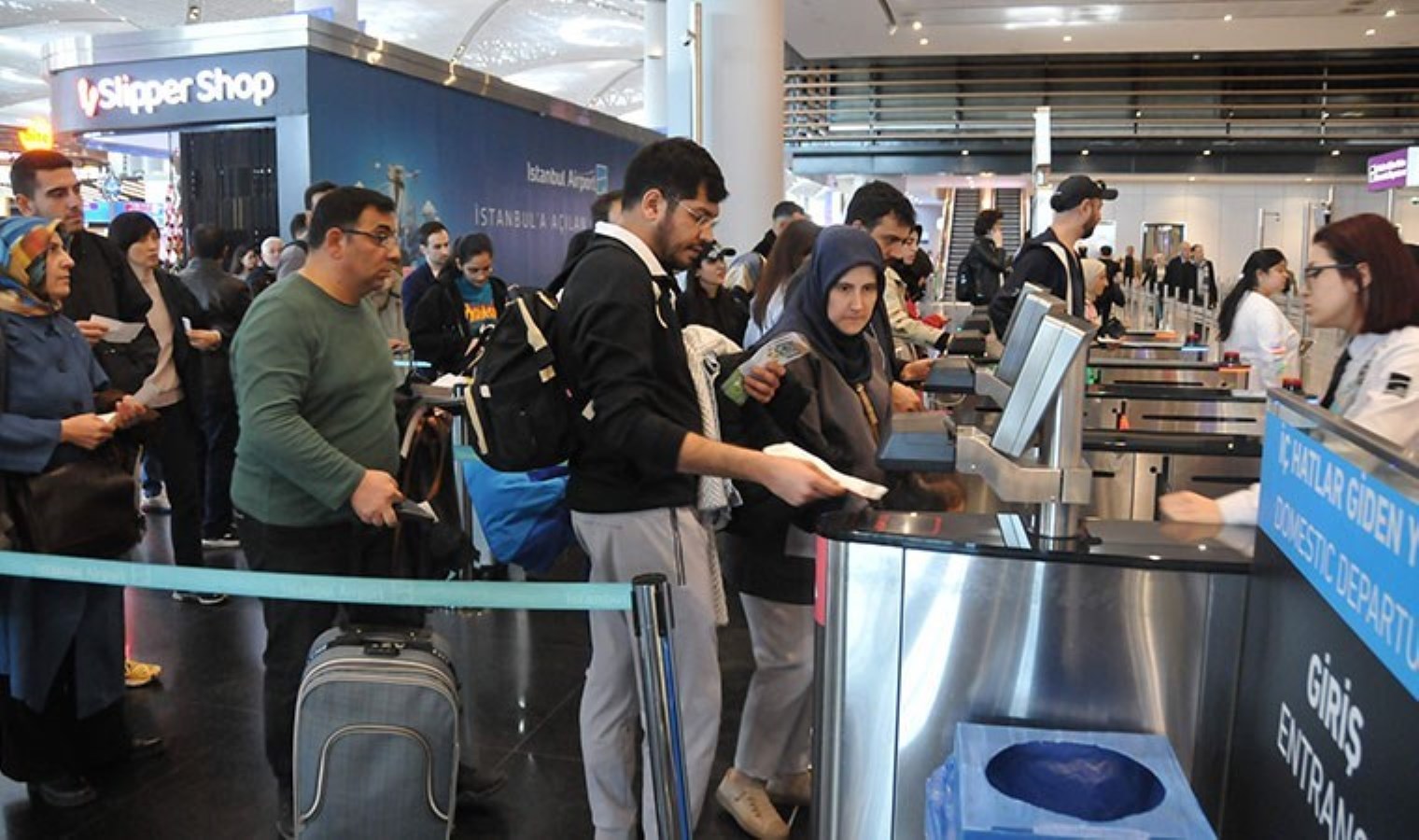 İstanbul Havalimanı’nda bayram tatili yoğunluğu