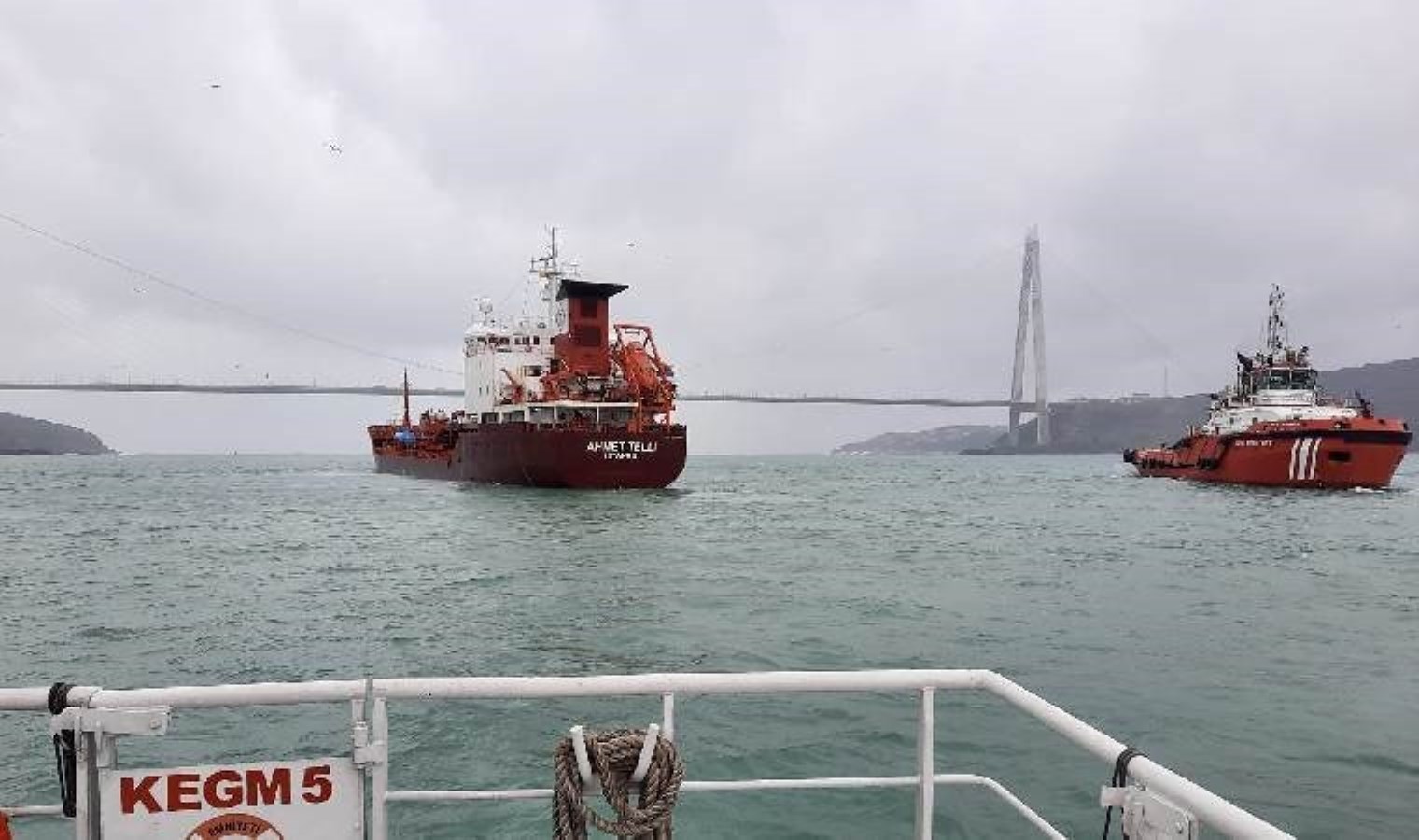 İtalya donanmasına ilişkin asbestli denizaltı ve fırkateynler söküm için yola çıktı