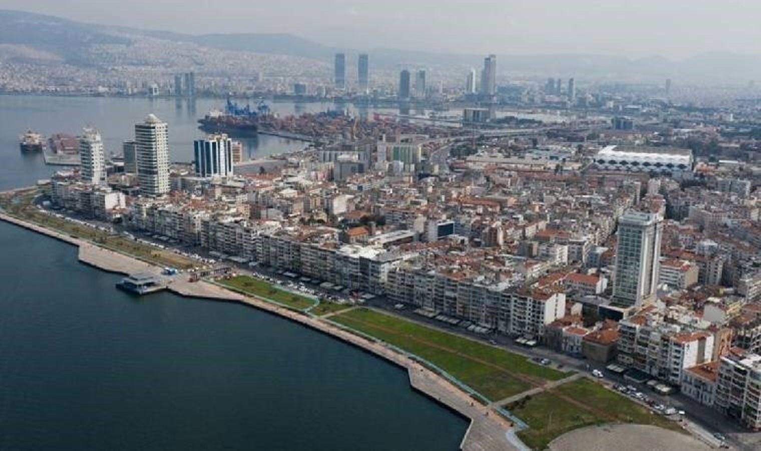 İzmir’de yeni devir… 8 ilçe kadın belediye başkanı tarafından yönetilecek!