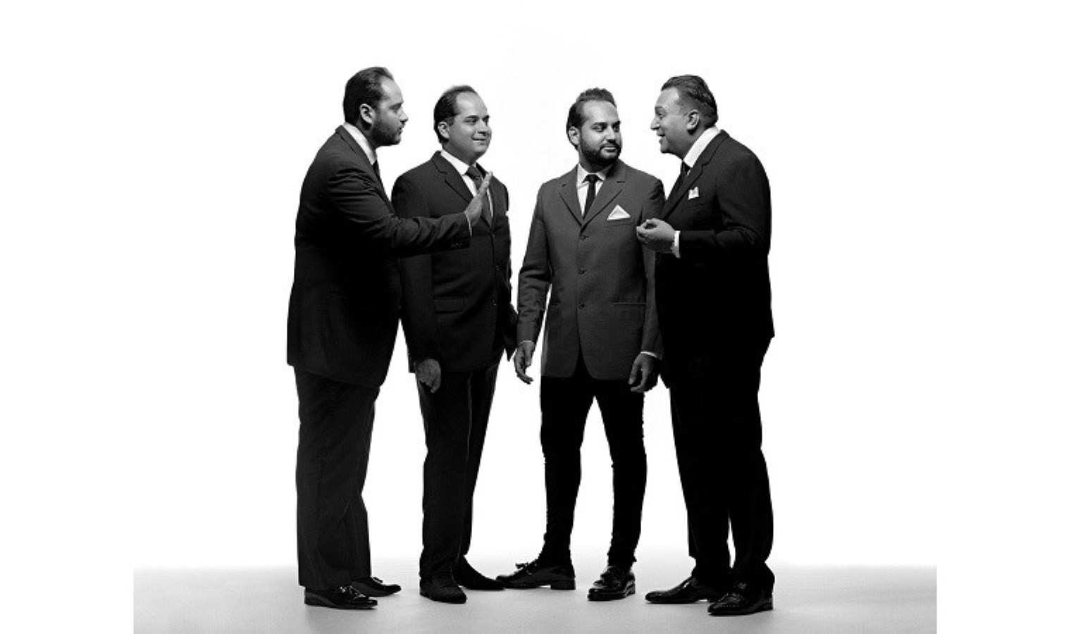 Janoska Ensemble: Müziğin Hudutlarını Aşan Yaratıcı Bir Seyahat