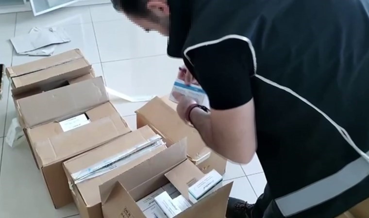 Kaçak ve uydurma ilaç operasyonu: 16 gözaltı