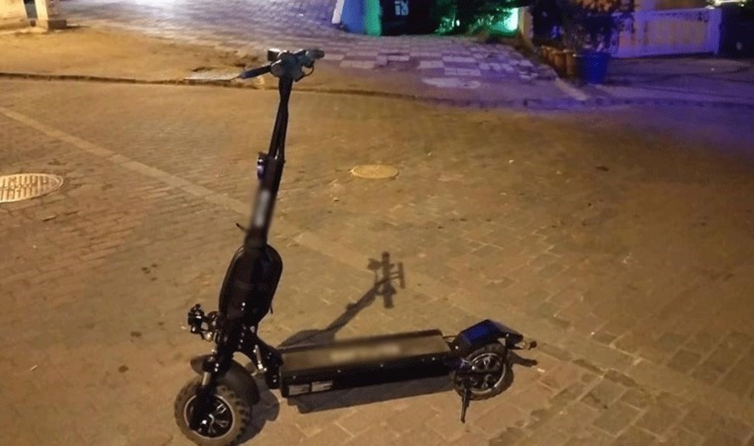 Kartal’da scooter ile kaza yapan şahıs ağır yaralandı