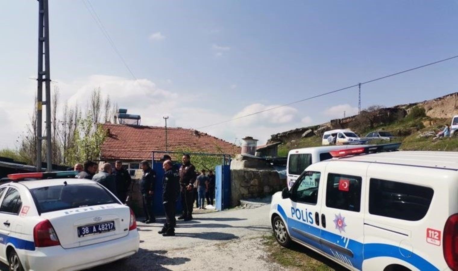 Kayseri’de kuşkulu vefat: 2 genç meskende meyyit bulundu!