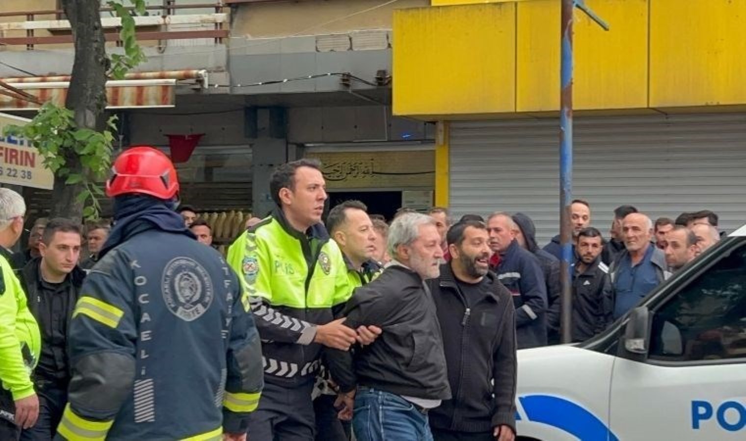 Kaza yapan alkollü şoför: ‘Siz trafik polisisiniz, beni gözaltına alamazsınız’