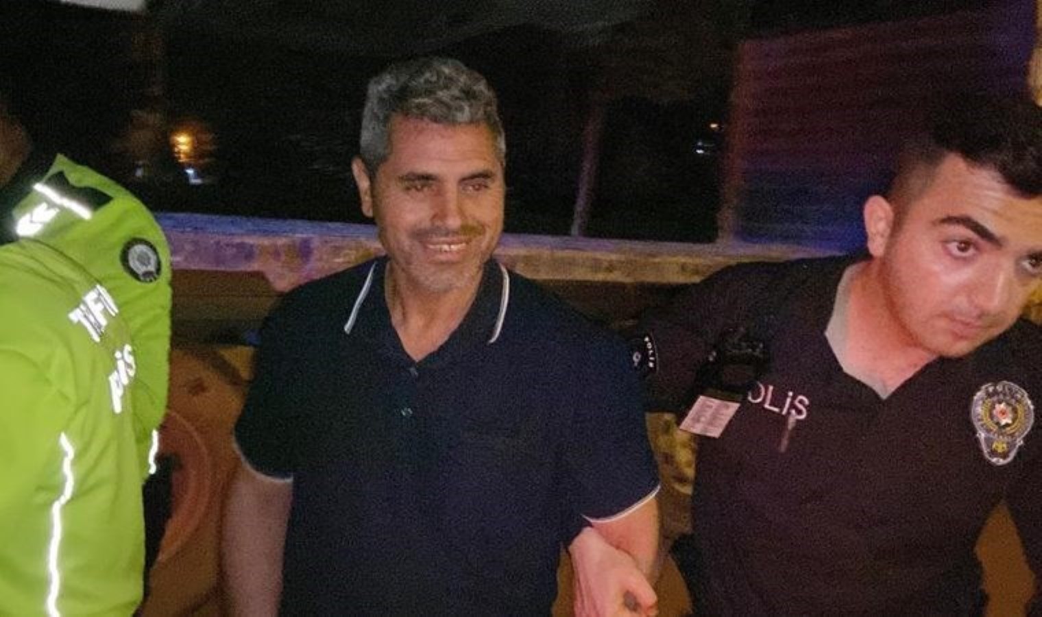 Kaza yaptı, gülerek hastaneye gitti