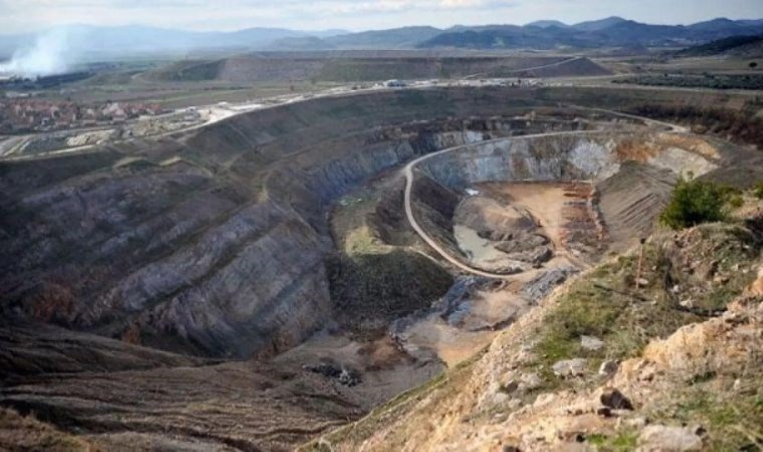 Koza Altın kesişen ruhsatlarının bulunduğu alanlardaki iki farklı projeyi uygulayacak