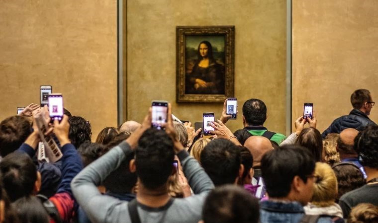 Louvre’da yeni bir devir: Mona Lisa yer değiştiriyor!