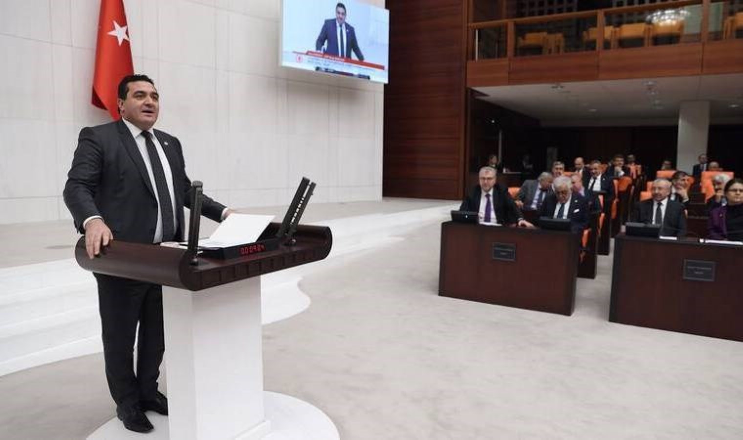 Meclis Başkanlığı’ndan gelen cevap kontrolün yapılmadığını ortaya koydu: ‘Önergeler yetkisiz kaldı’