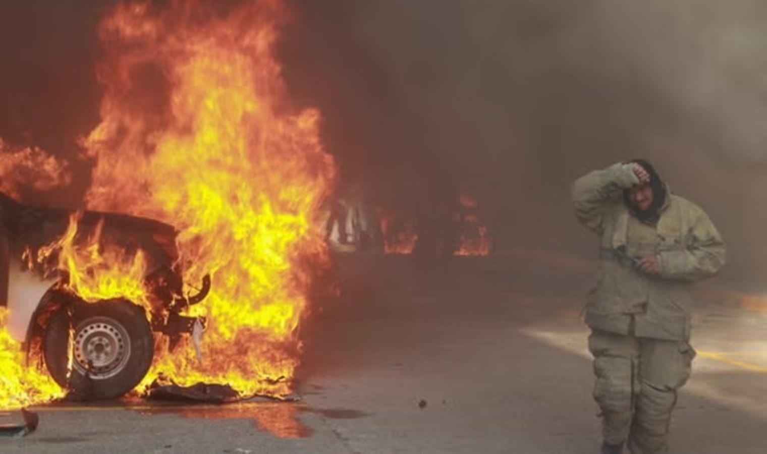 Meksika’da protesto dalgası: Hükümet binasını ateşe verdi