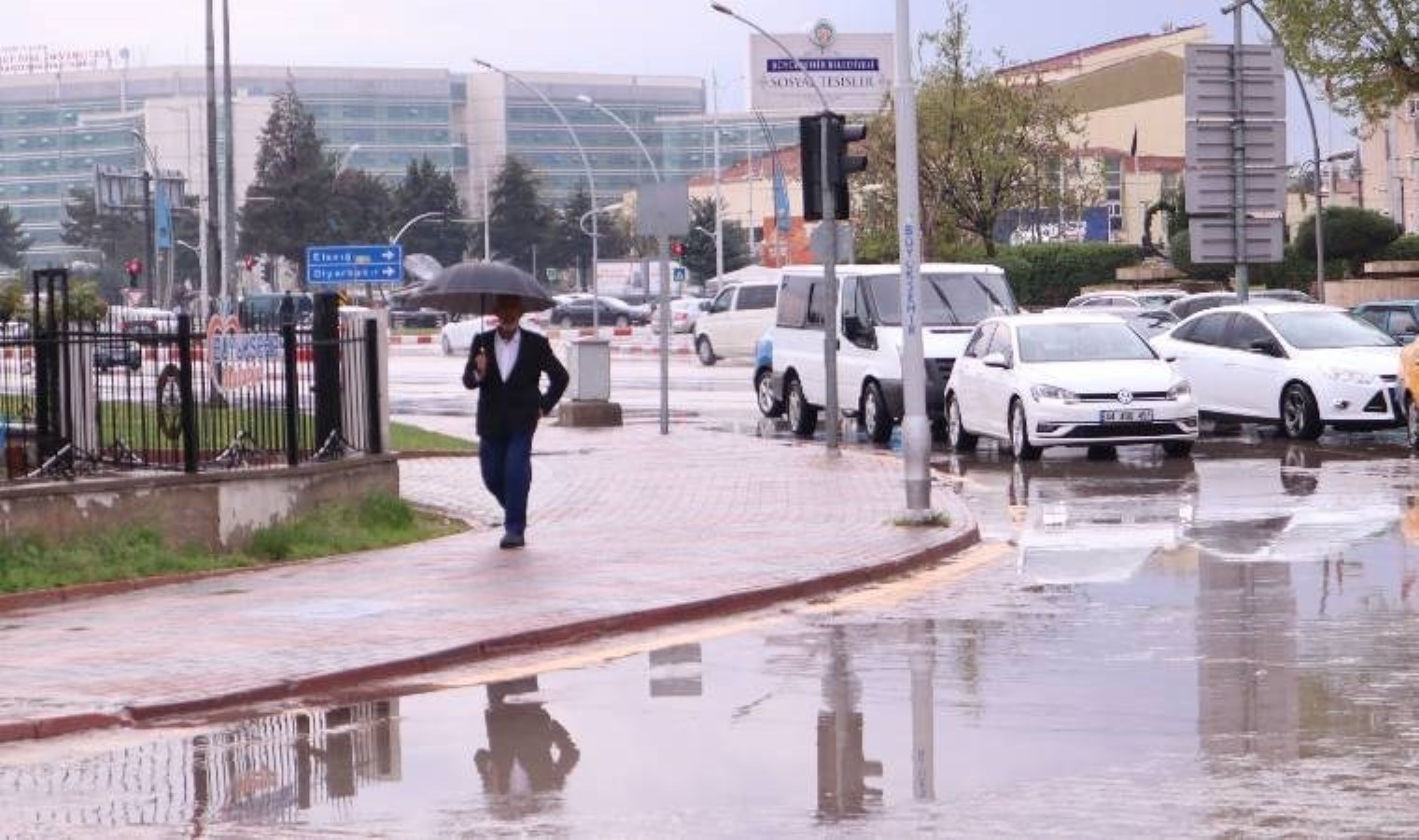 Meteoroloji saat verdi… İki vilayet için kuvvetli sağanak uyarısı!