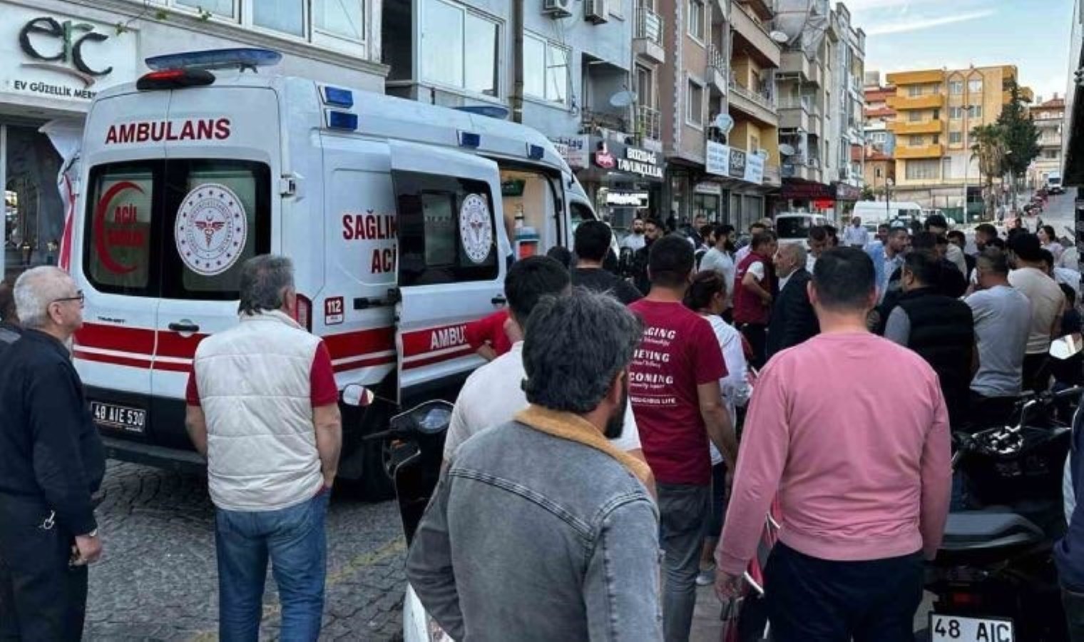 Milas’ta bıçaklı hengame: 3 yaralı