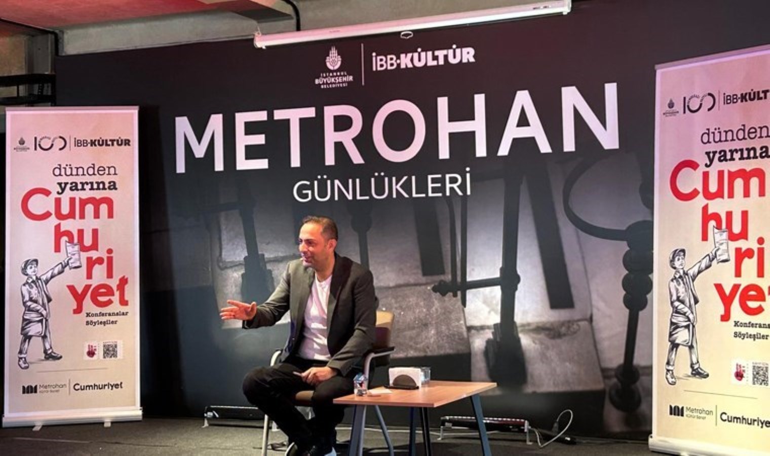 Müellifimiz Murat Ağırel ‘Dünden yarına Cumhuriyet’ etkinliğinde okurlarıyla bir ortaya geldi