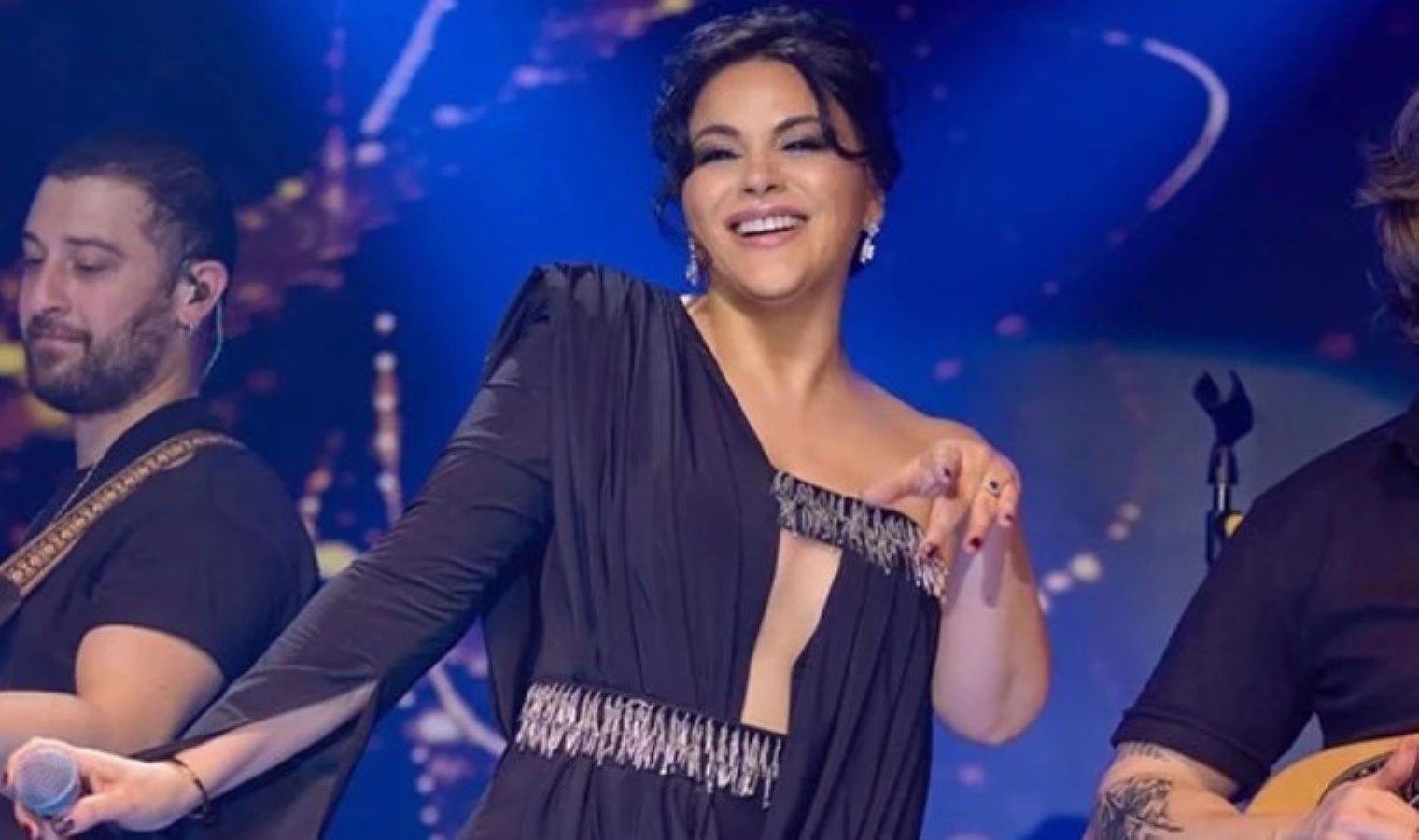 Müzikçi Zara’dan ‘estetik’ açıklaması: ‘Hepimizde var’