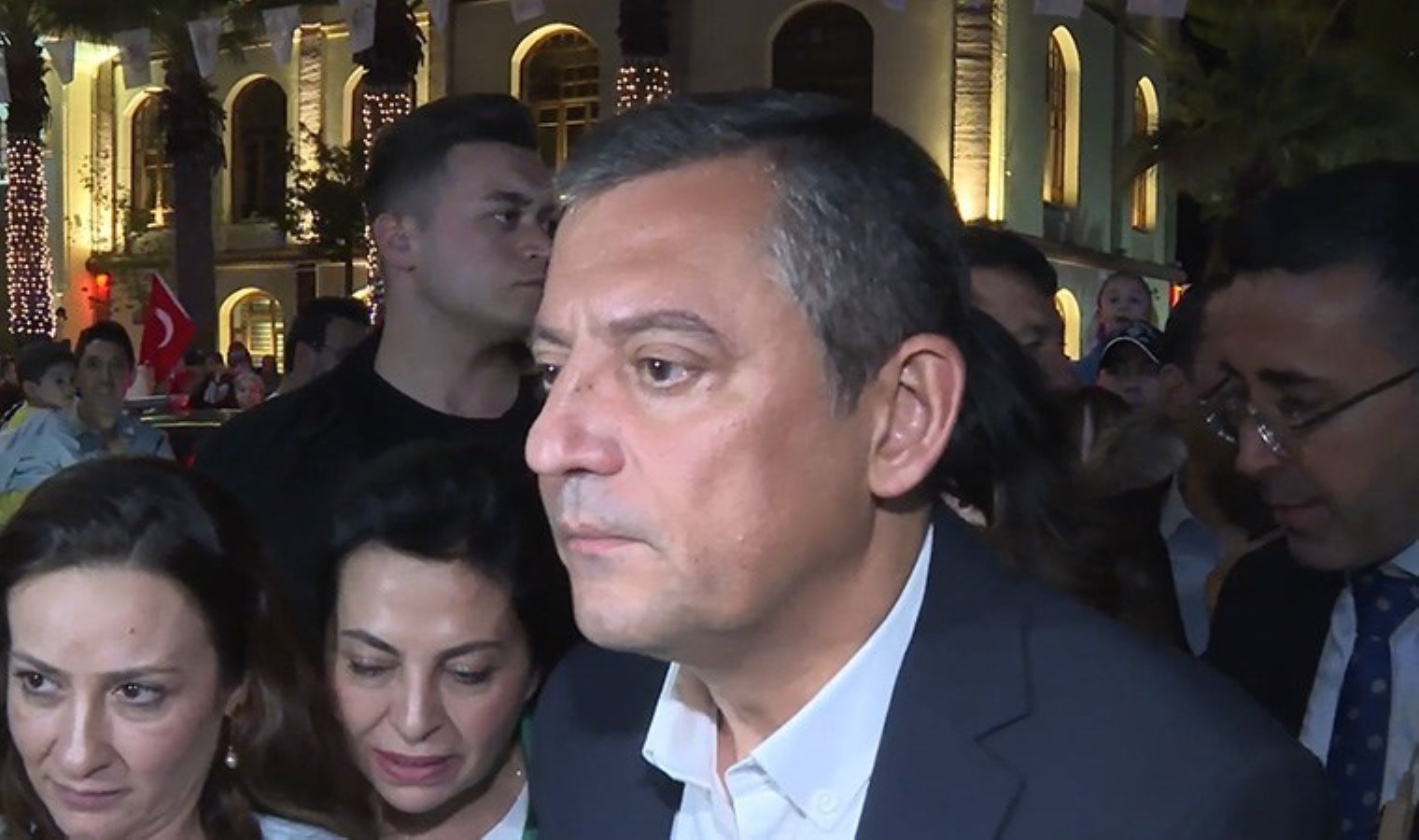 Özgür Özel’den İYİ Parti Kurultay’ının akabinde birinci açıklama: ‘Müsavat Dervişoğlu’nu tebrik ediyorum’