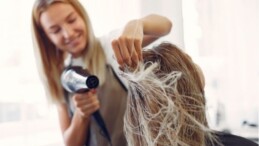 Sağlıklı saçlar için saç kestirme sıklığını uzmanlar açıkladı… Sağlıklı saçlar için can alıcı nokta!