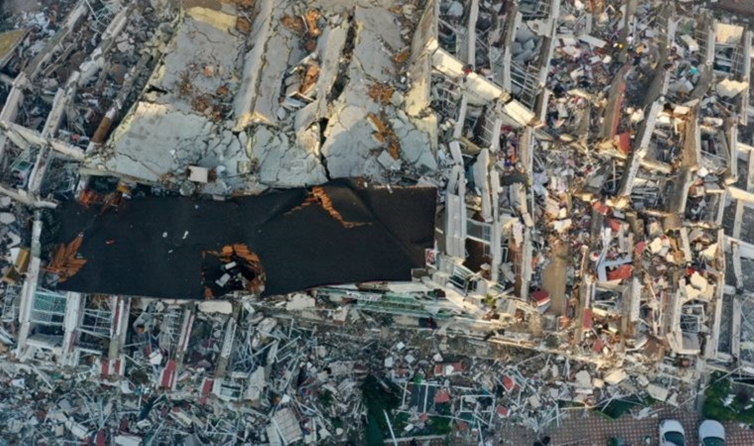 Sarsıntı bölgesinde patrona takviye için getirilen ‘mücbir sebep hali’ 30 Nisan’da sona eriyor