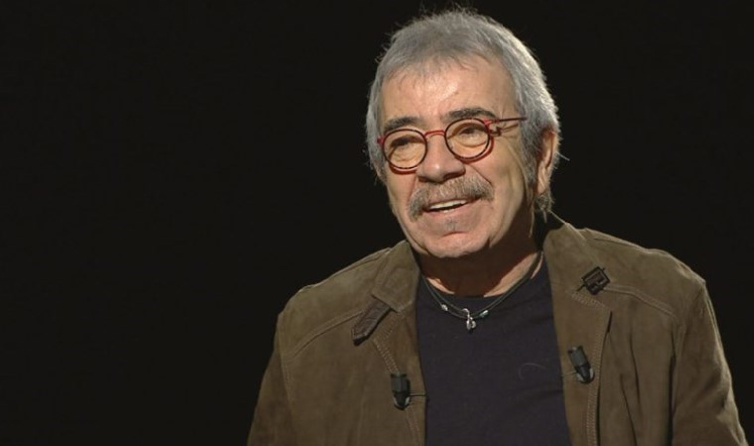 Selçuk Yöntem’den samimi açıklamalar: ‘Evlendiğimizde çok gençtik’