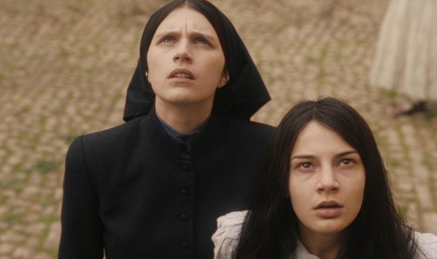 Şeytan artık aramızda…