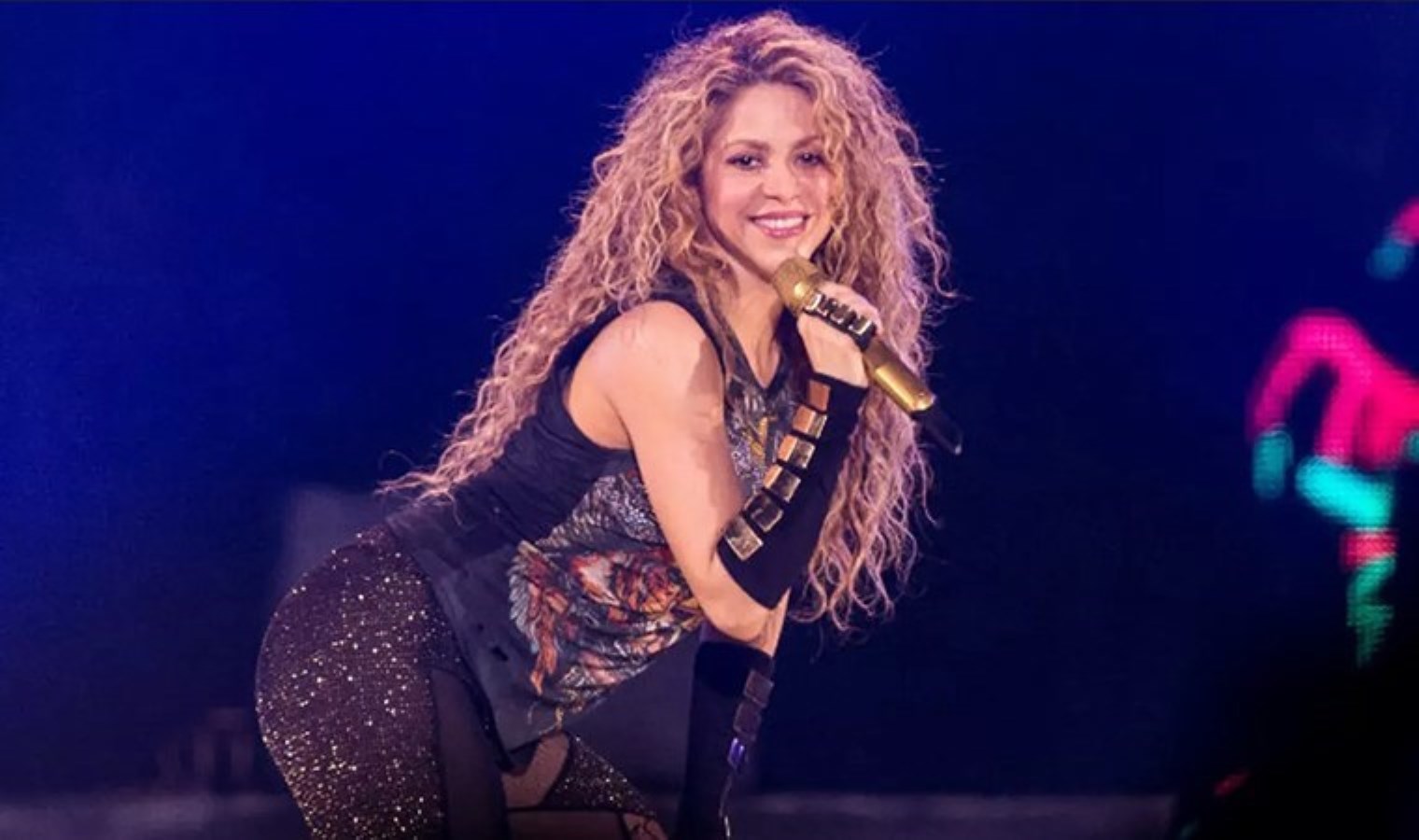 Shakira’dan hayranlarını sevindiren haber!