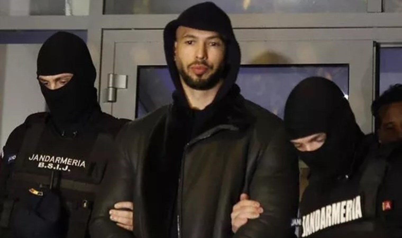 TRT ekranını insan kaçakçısına açtı: İftarda Andrew Tate ile röportaj yaptılar