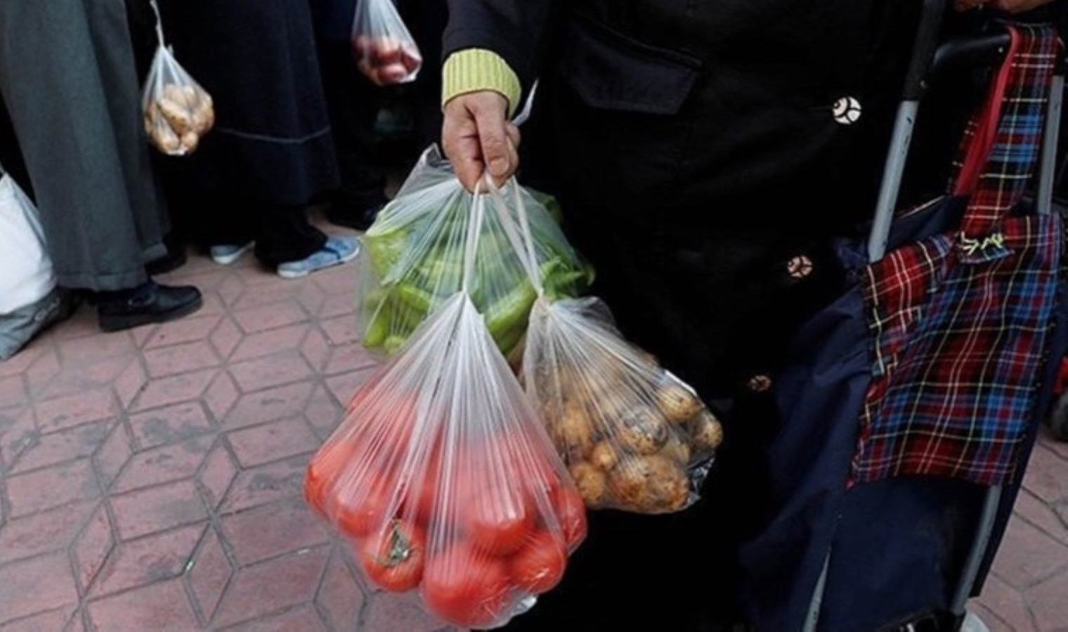 Türk-İş açıkladı… Yoksulluk sonu 55 bin TL’ye yaklaştı