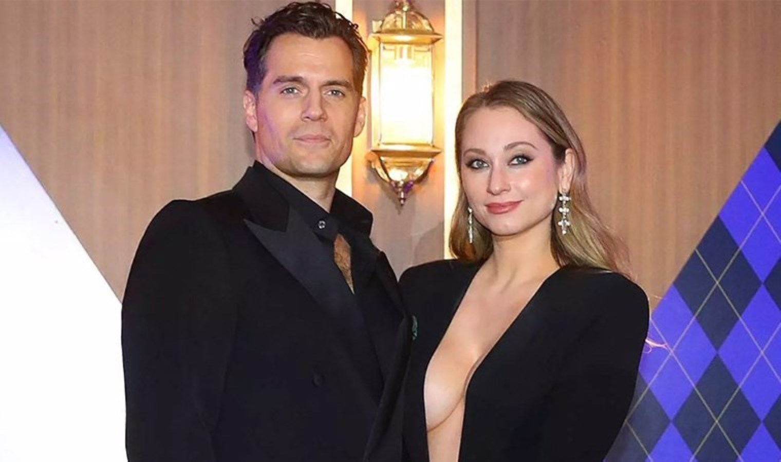 Ünlü İngiliz oyuncu Henry Cavill baba oluyor