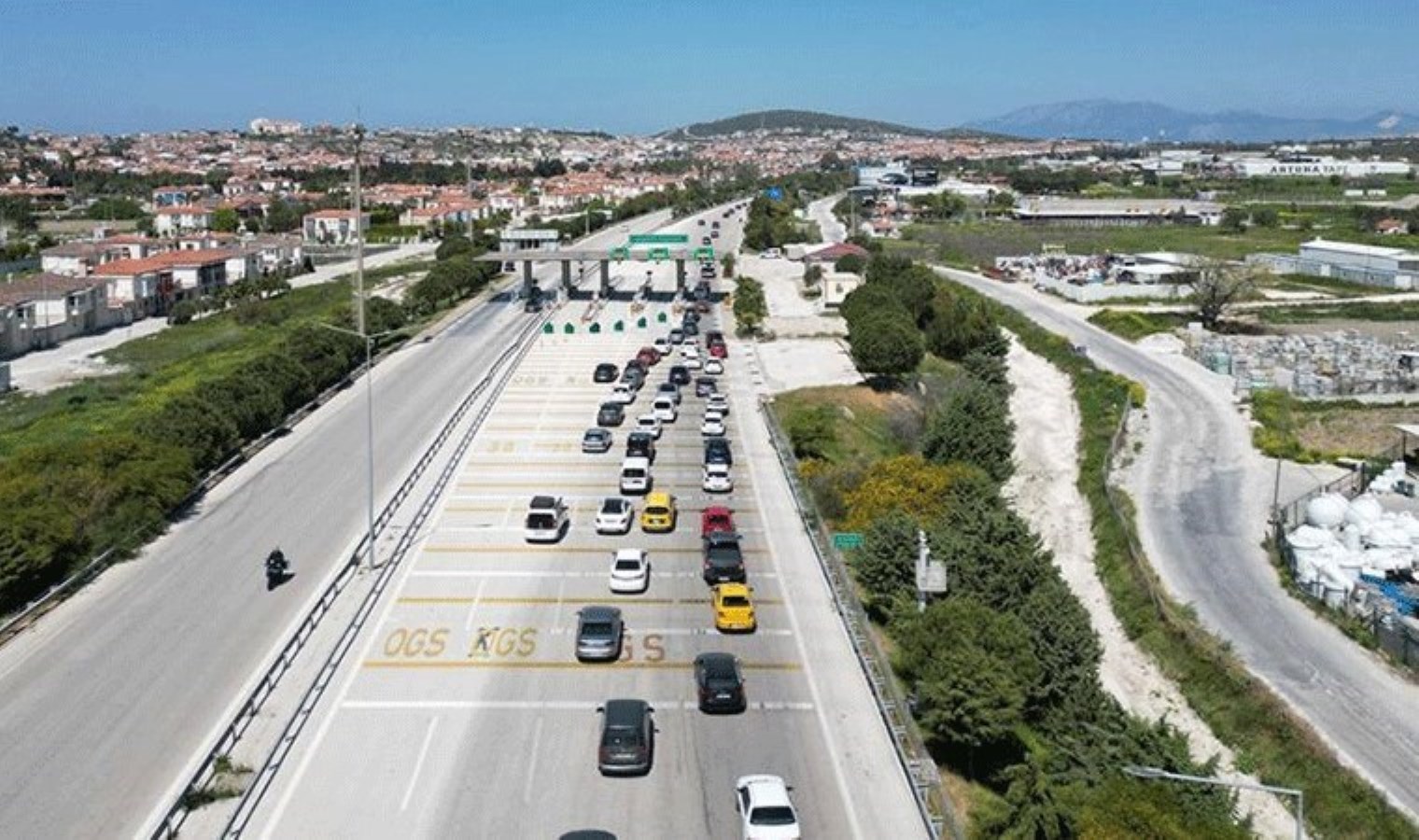 Ünlü tatil merkezi Çeşme’de nüfus 1 milyona dayandı