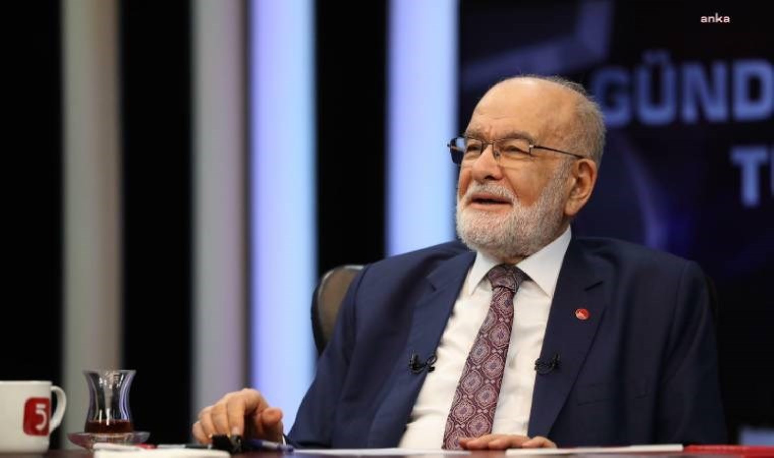 14 Mayıs’tan sonra bir önder daha vazifesi bırakıyor: ‘Artık sıhhatim bu vazifesi yerine getirmeme müsaade vermiyor’