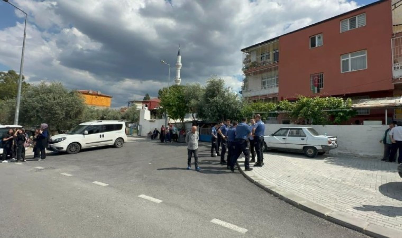 3 çocuk babası meskeninde meyyit bulundu!